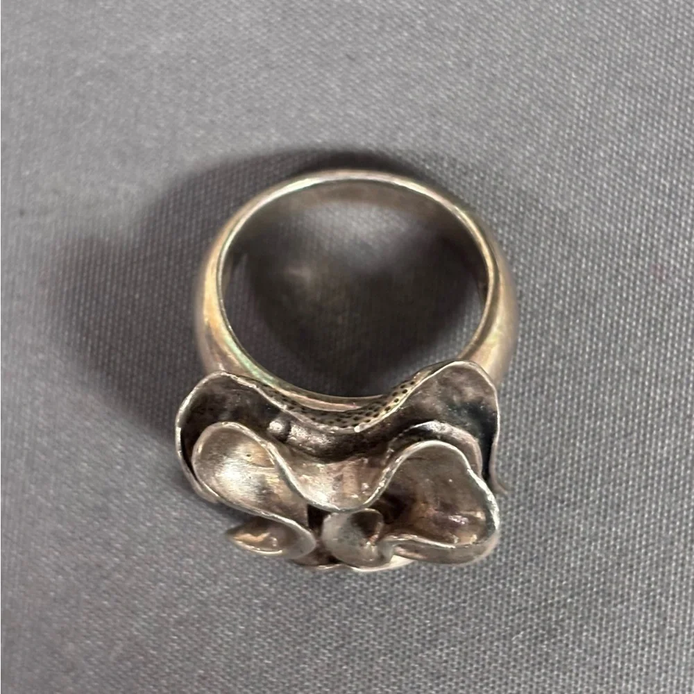 Silpada Retired Sterling Silver Flower Ring R1809 Size 10